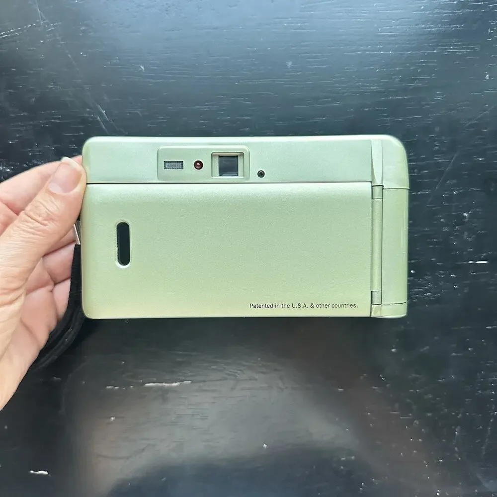RARE / NEW TRIO 3D 35mm FILM AnalogPoint & Shoot 3D Analog Film Camera